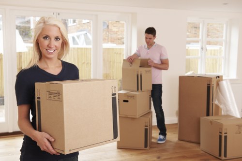 Screen-reader compatible content structure for Finsburypark Removals