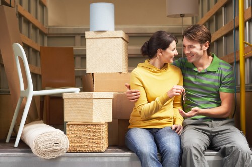 Packing and loading support for a home move in Finsbury Park